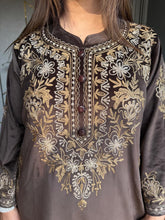 DOUBLE THREAD EMBROIDERY PHERAN SET